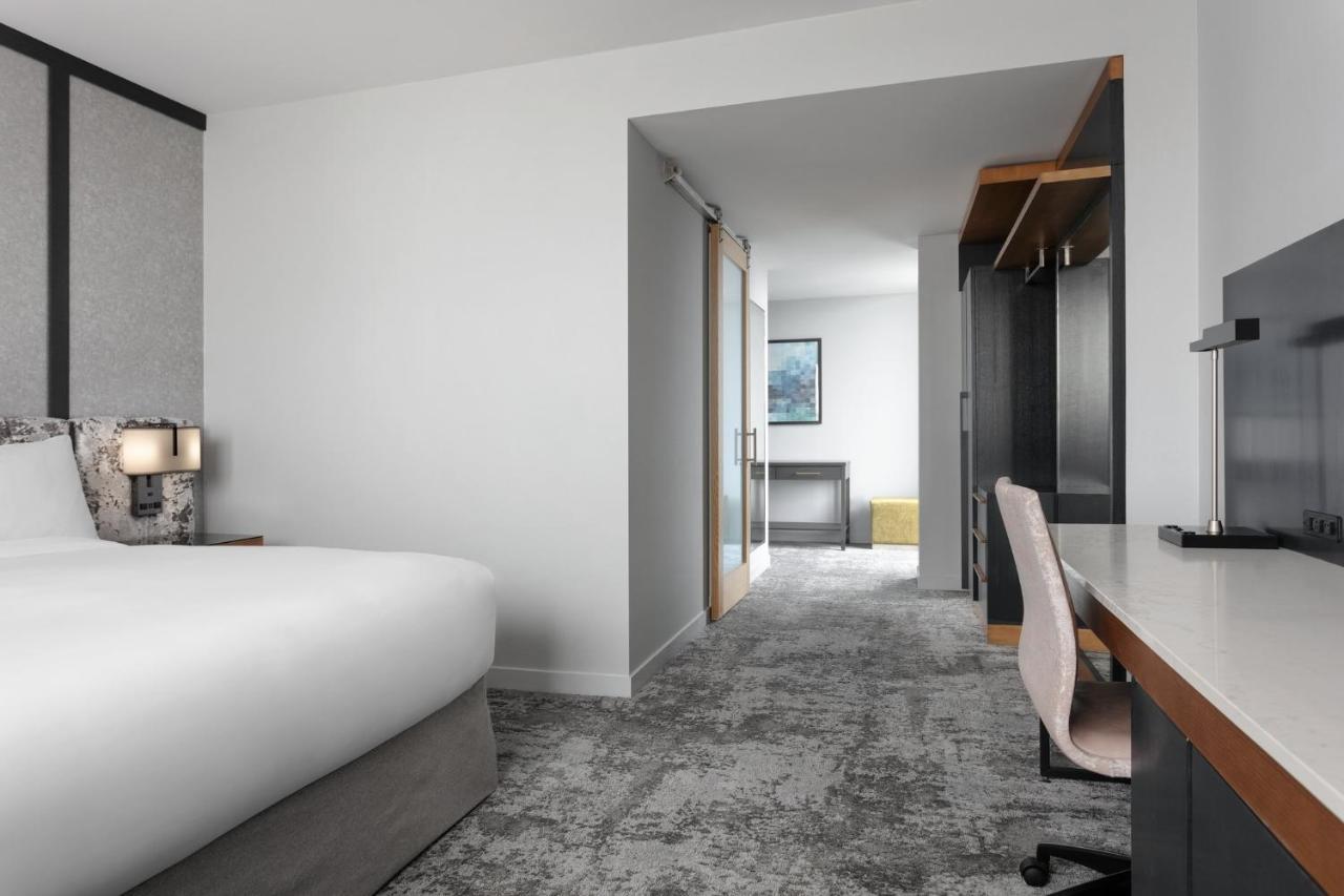 Loews Chicago O'Hare Hotel Роузмънт Екстериор снимка