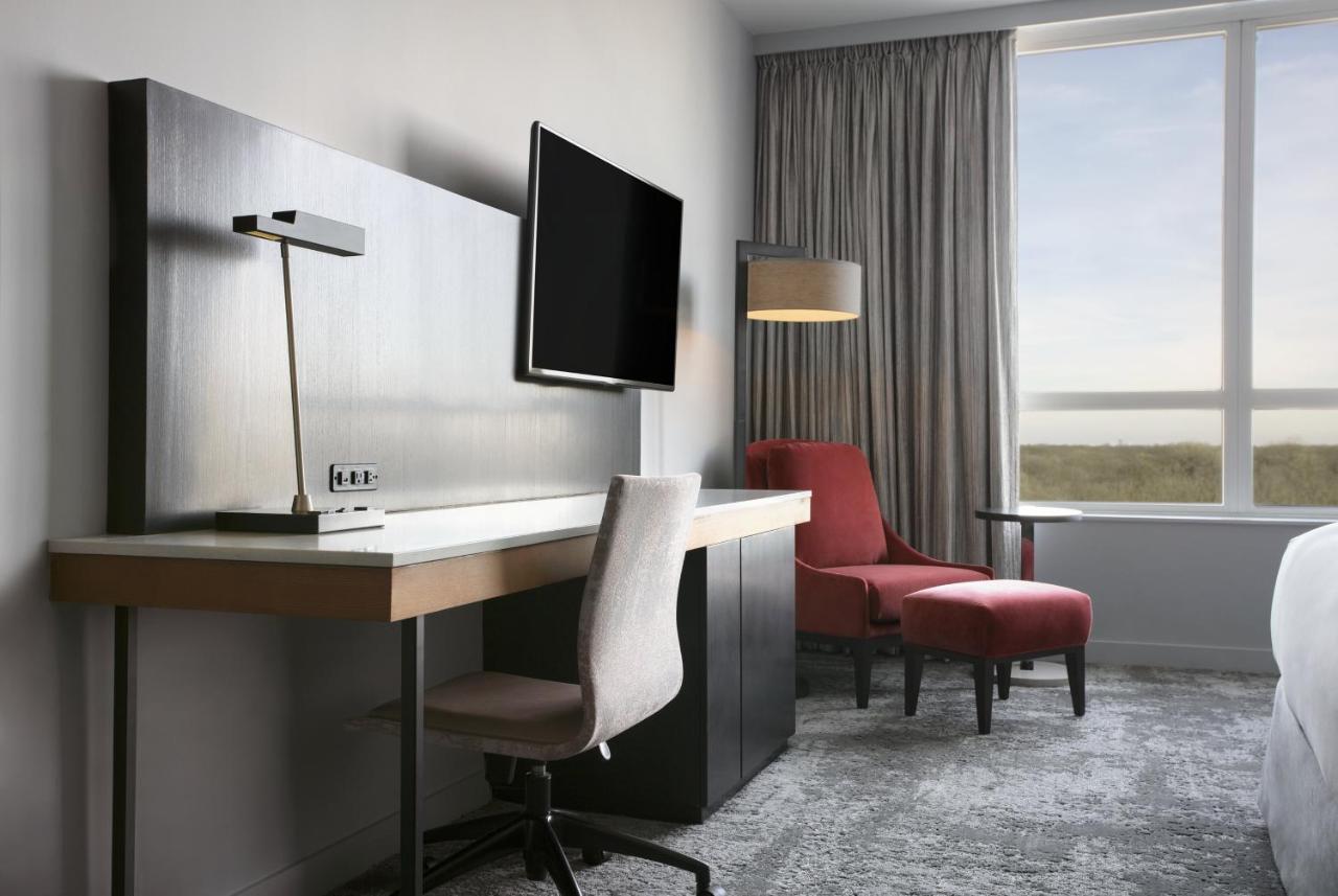Loews Chicago O'Hare Hotel Роузмънт Екстериор снимка